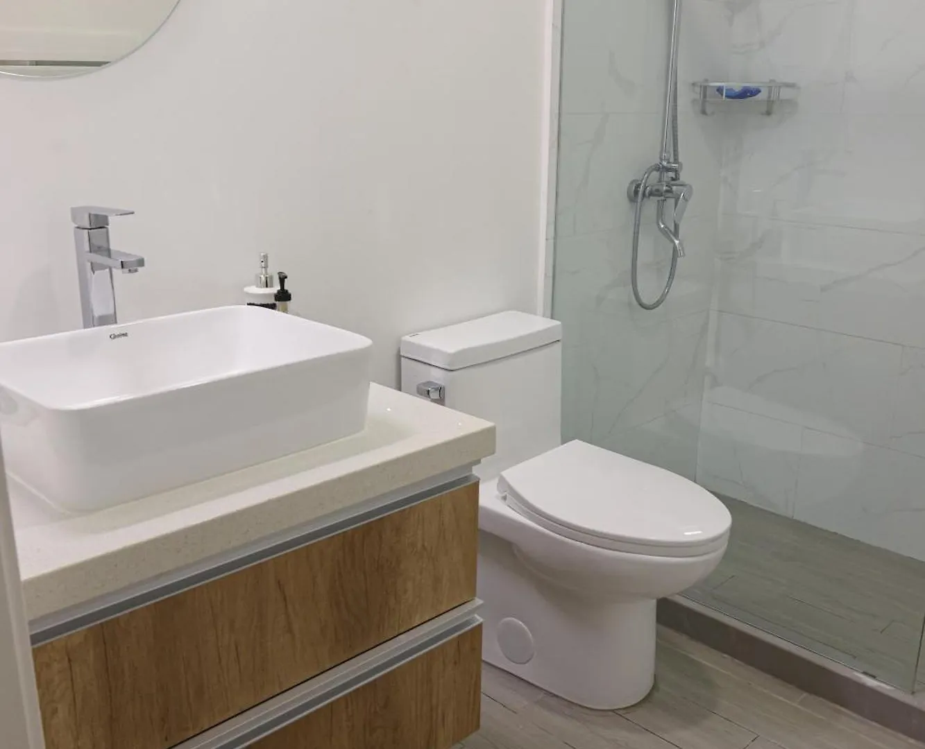 Bella Studio Apartments - Lux Loft Kingston